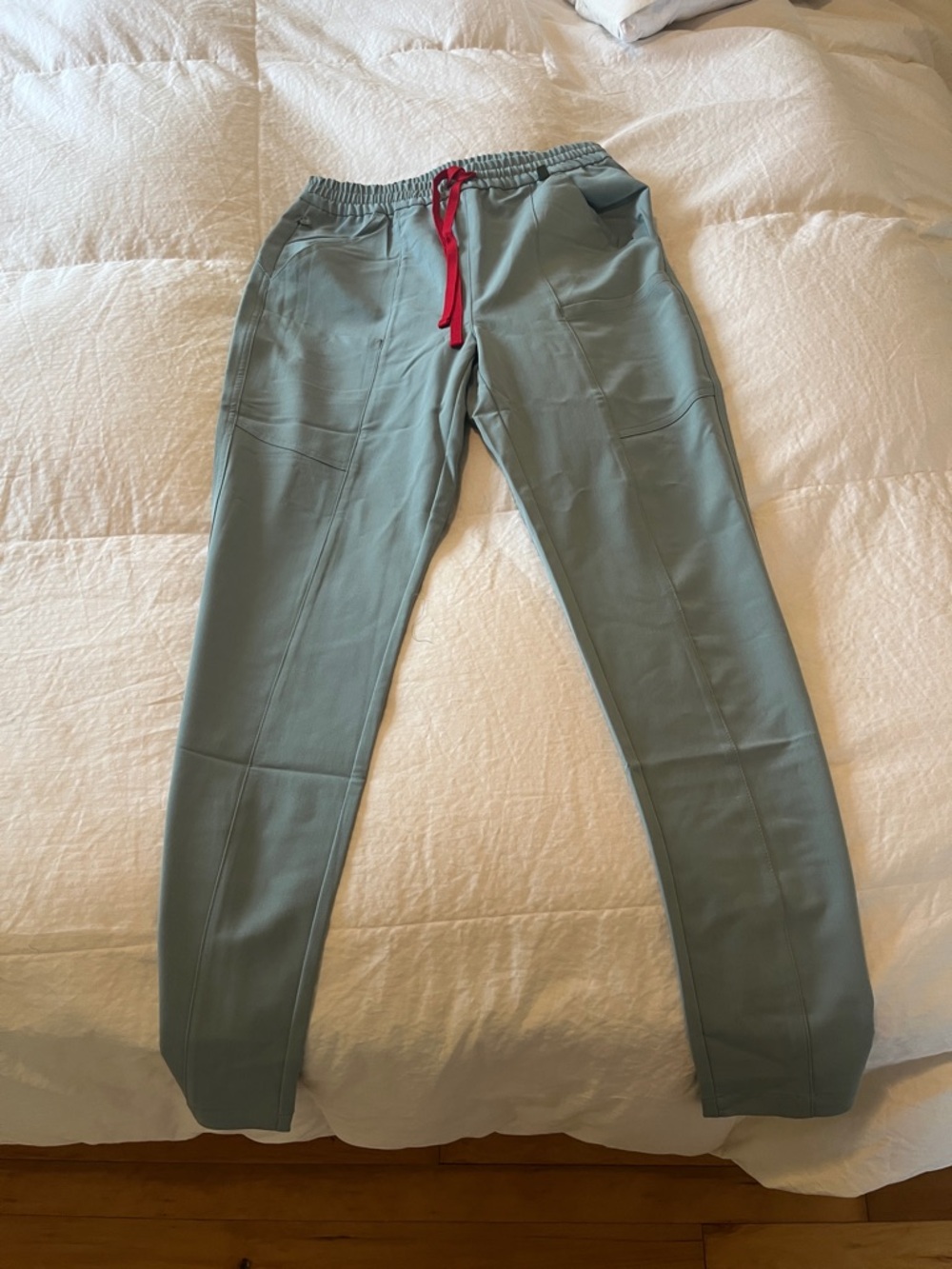 Women’s scrub pants
